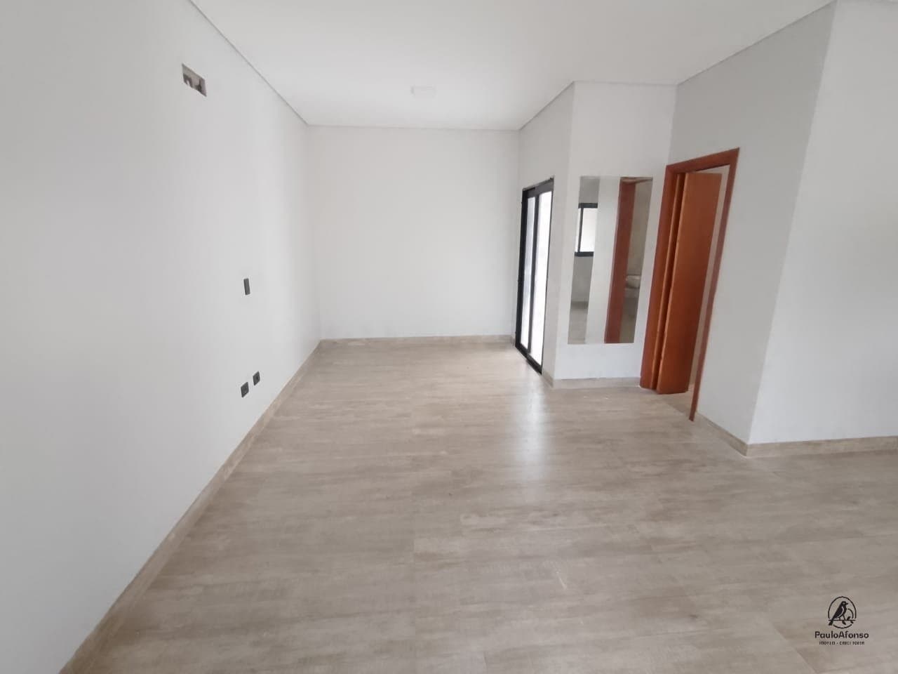 Imagem da propriedade N1317 4